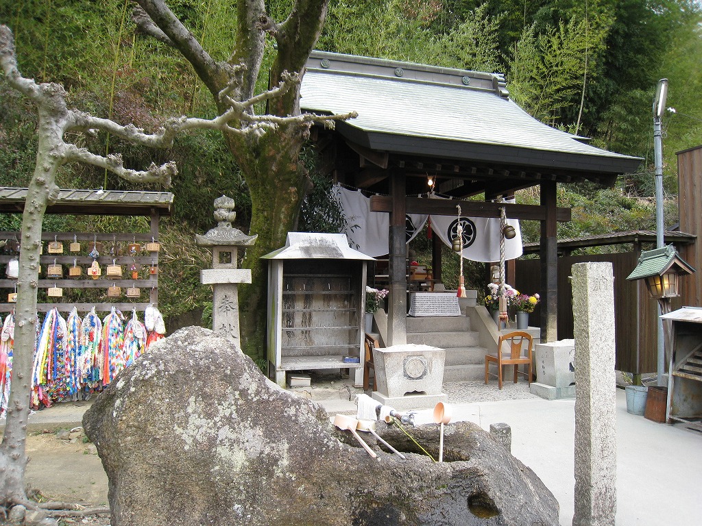 玉野市 与太郎神社 先代棟梁 桃太郎紹介～木造住宅建築専門の会社 東海建設のサイト 玉野市 灘崎 岡山市 直島 リフォーム 増改築 新築